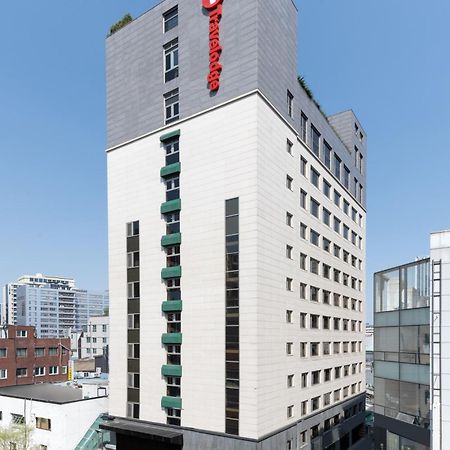 Travelodge Myeongdong Namsan Seúl Exterior foto